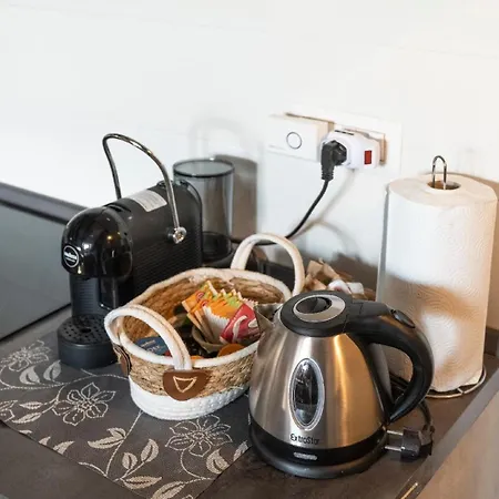 Garibaldi 26 A アパート *