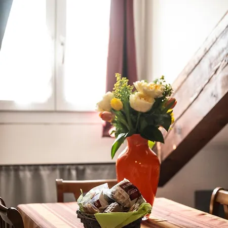 Garibaldi 26 A アパート